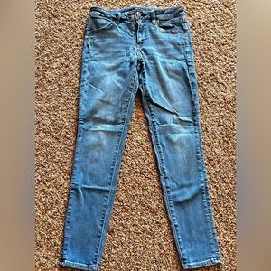 American Eagle skinny jeans—Size 6 regular